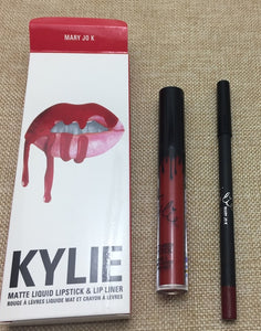 KYLIE matte lipstick+lips pencil